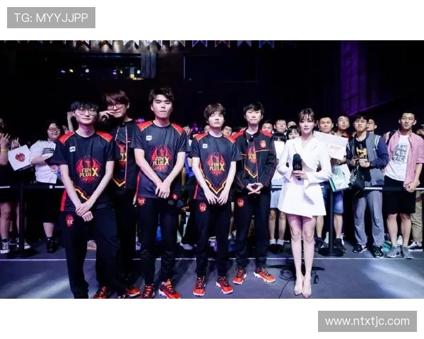 FPX战队配合引发热议玩家对战术执行的不同看法与争议分析 FPX战队配合引发热议玩家对战术执行的不同看法与争议分析