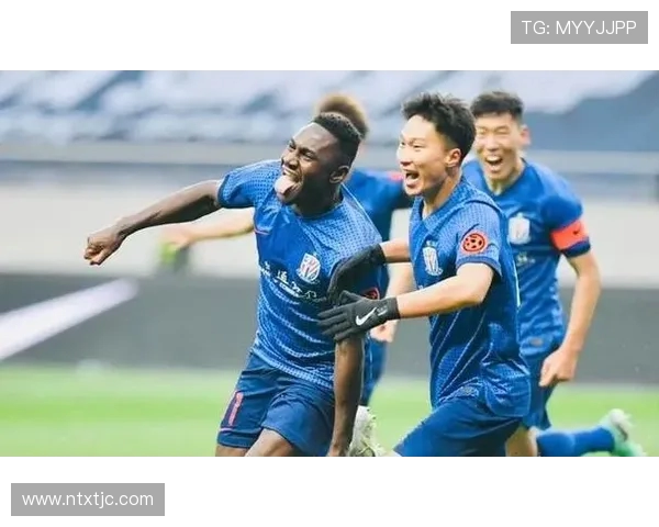 上海足球队在奥运会积分榜中以52分稳居第一名，展现强劲实力