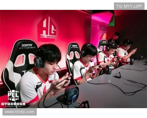 和平精英热议LNG选手个人能力引发的争议与讨论