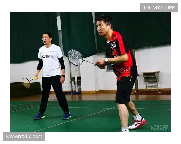 杭州羽毛球队盯防策略分析与比赛表现的得失总结 杭州羽毛球队盯防策略分析与比赛表现的得失总结