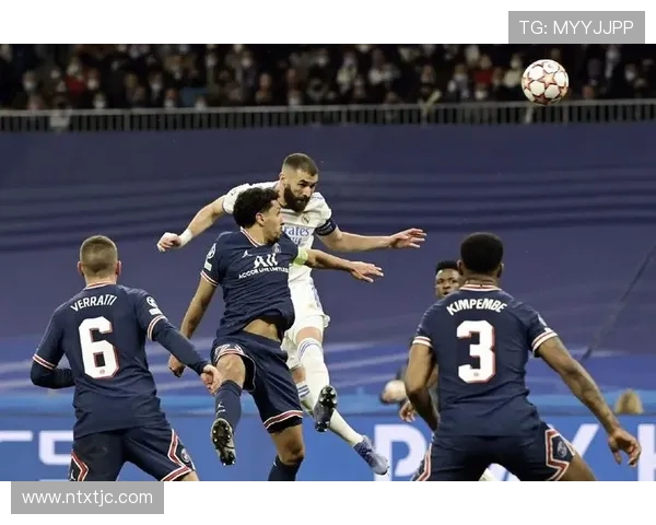 曼彻斯特联与巴黎圣日耳曼巅峰对决精彩回顾与战术分析