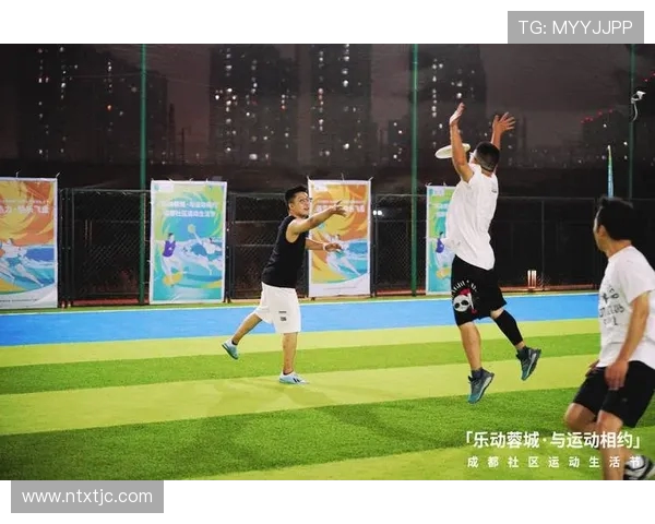 深圳飞盘队意识变革引发热议探索运动新风尚与团队精神的融合